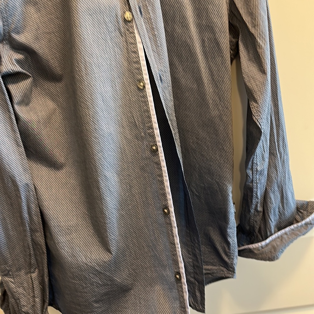 Hugo Boss Mens button up - Picture 3 of 3